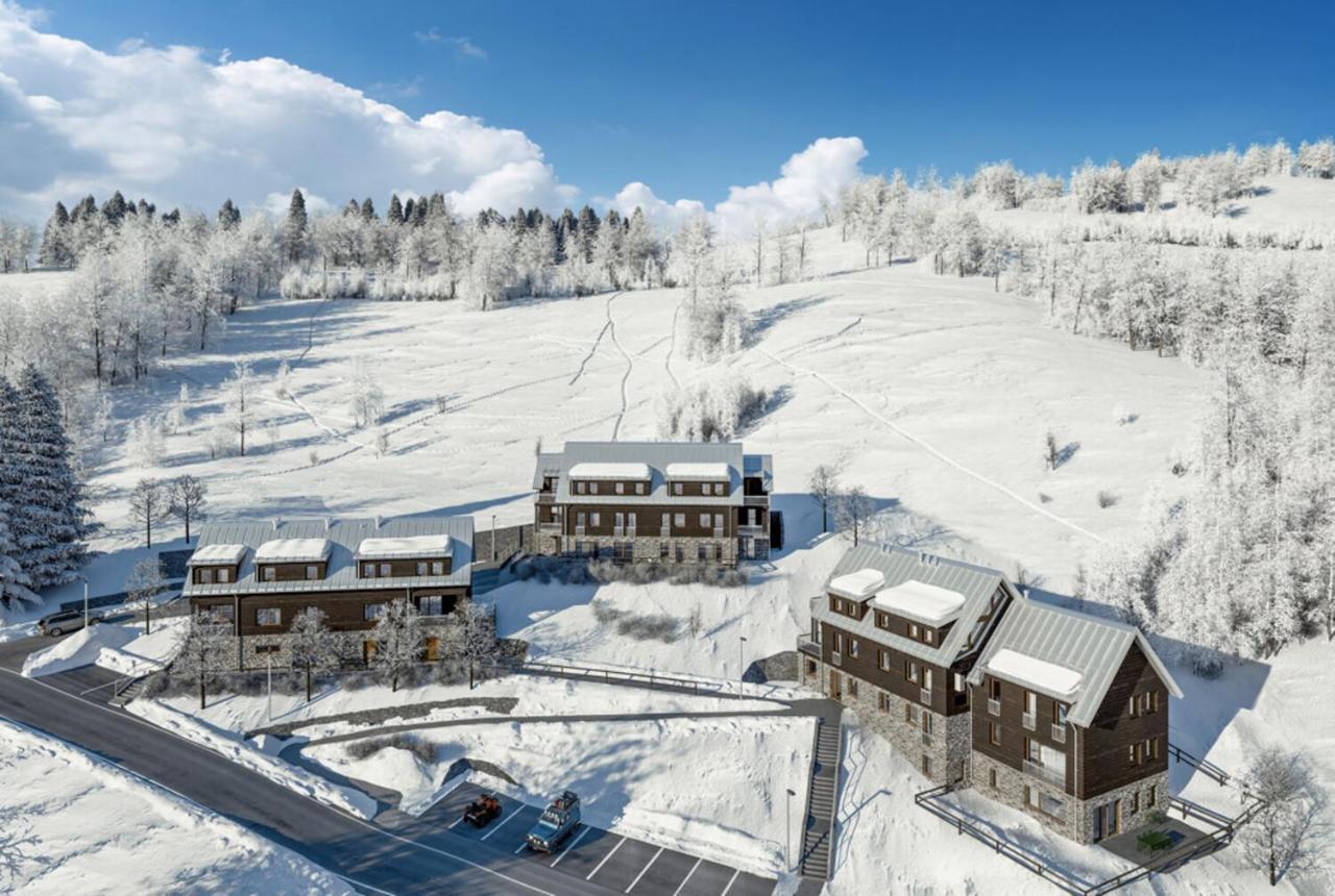Apartman Hygge Bratrouchov ยาโบลเนค นาด ยิเซโรว์ ภายนอก รูปภาพ