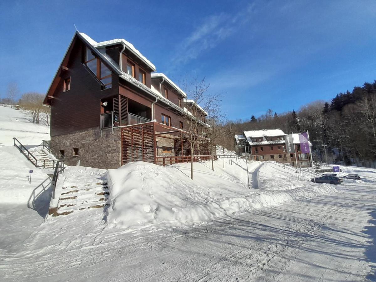 Apartman Hygge Bratrouchov ยาโบลเนค นาด ยิเซโรว์ ภายนอก รูปภาพ